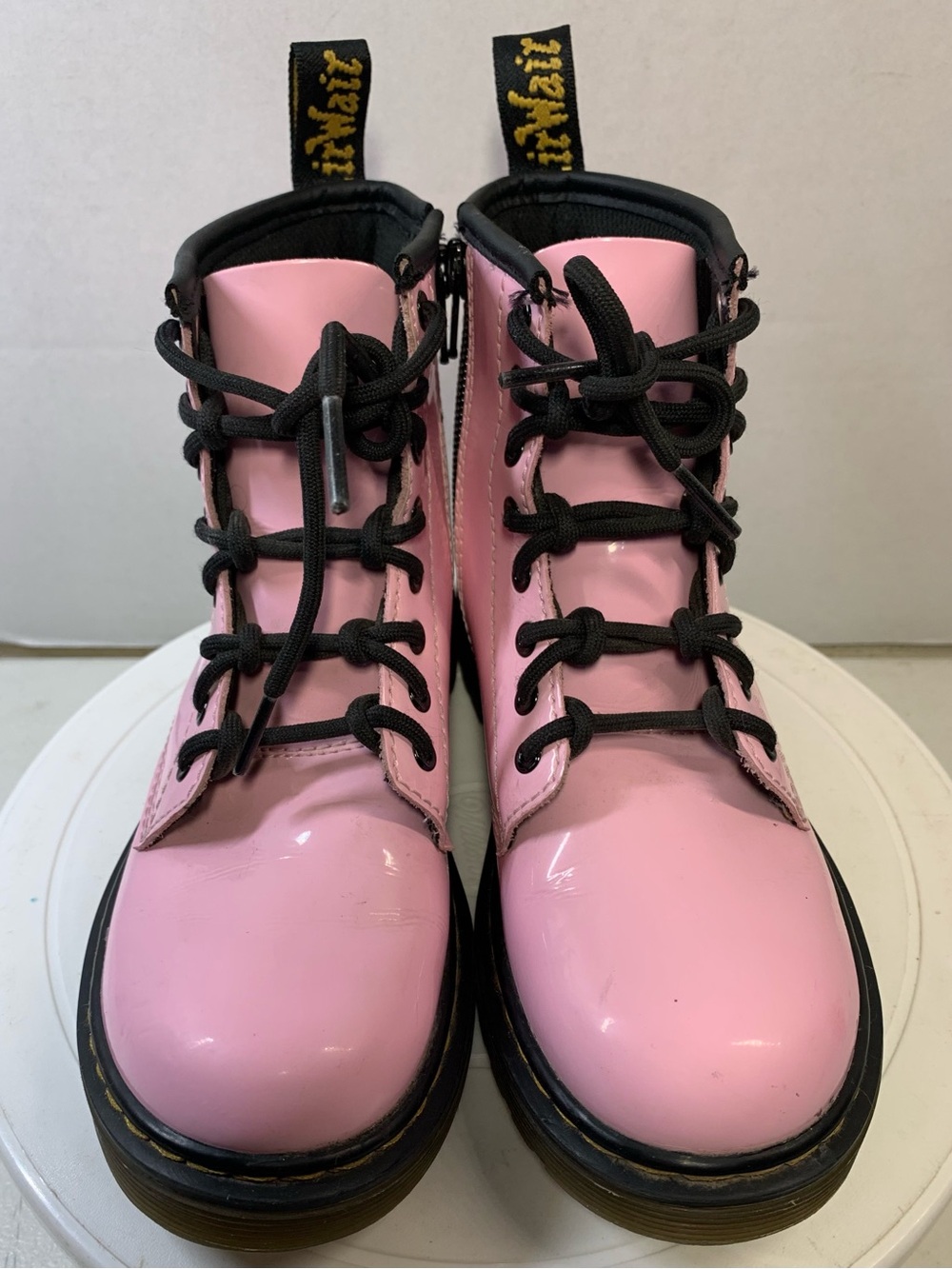 Dr. Martens Kids Pink Patent Leather Size 1 Lace Up Boots. 3857